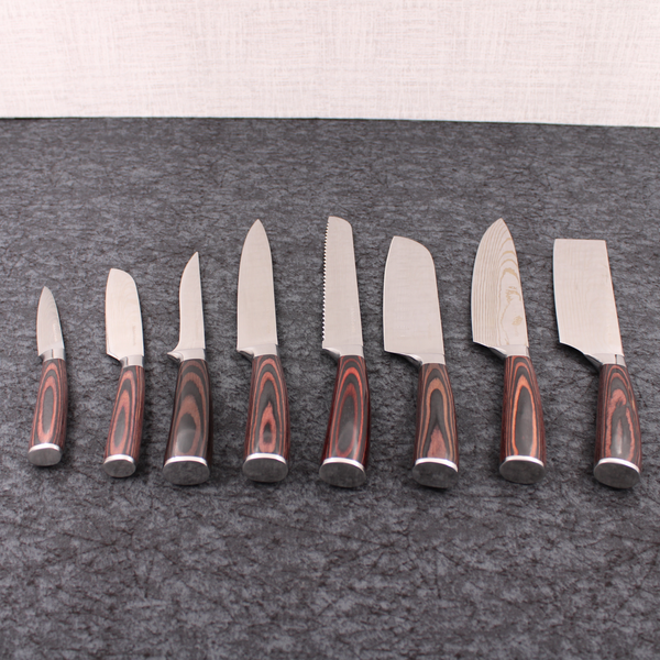 http://www.kitchensfavorite.com/cdn/shop/products/DamascusKnifeSet1_grande.png?v=1643751096